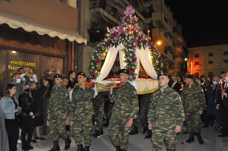 Τά ἅγια Πάθη τοῦ Κυρίου μας ἡ Ἀποκαθήλωσις καί ὁ Ἐπιτάφιος στόν Ἱερό Μητροπολιτικό Ναό Δράμας